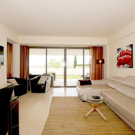 Benahavis Oksana Apartman *