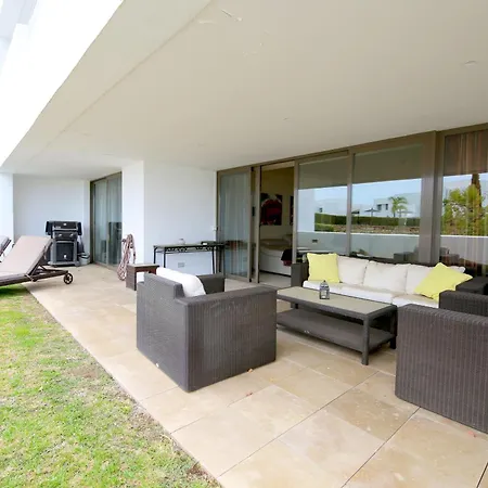 Benahavis Oksana Apartment Estepona